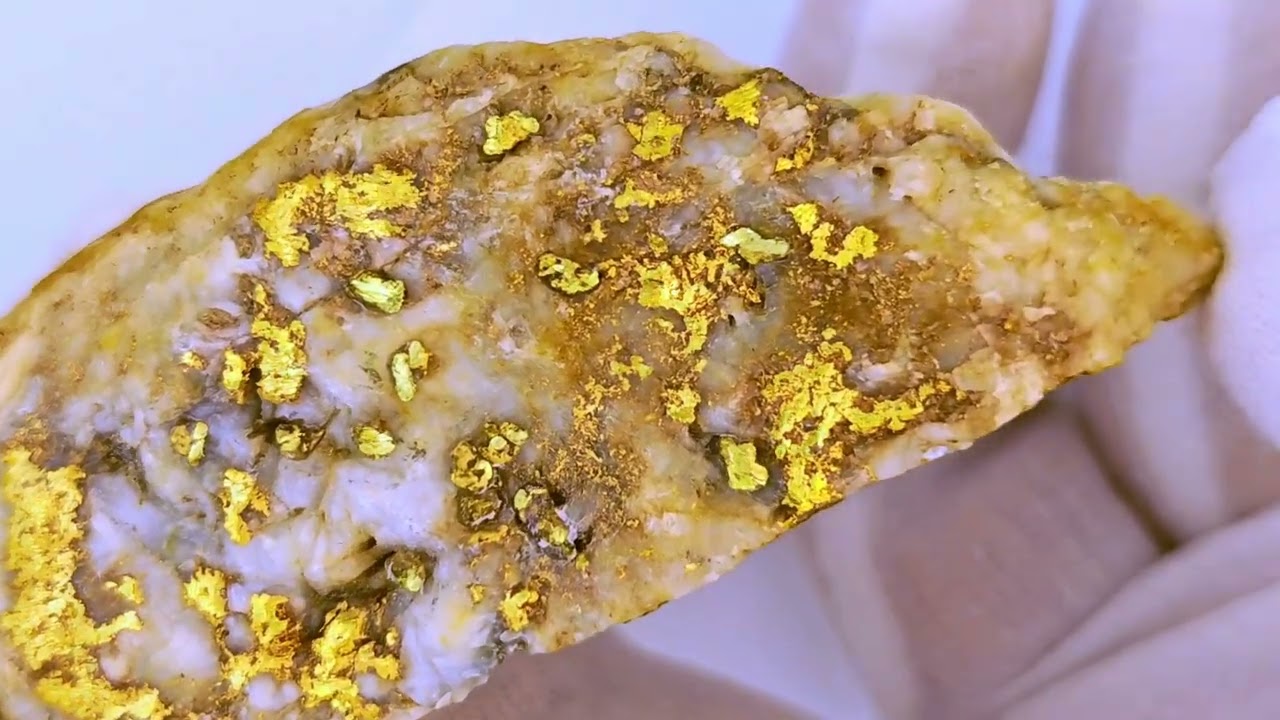 HUGE 111.40 Grams Californian Gold Quartz Nugget Specimen