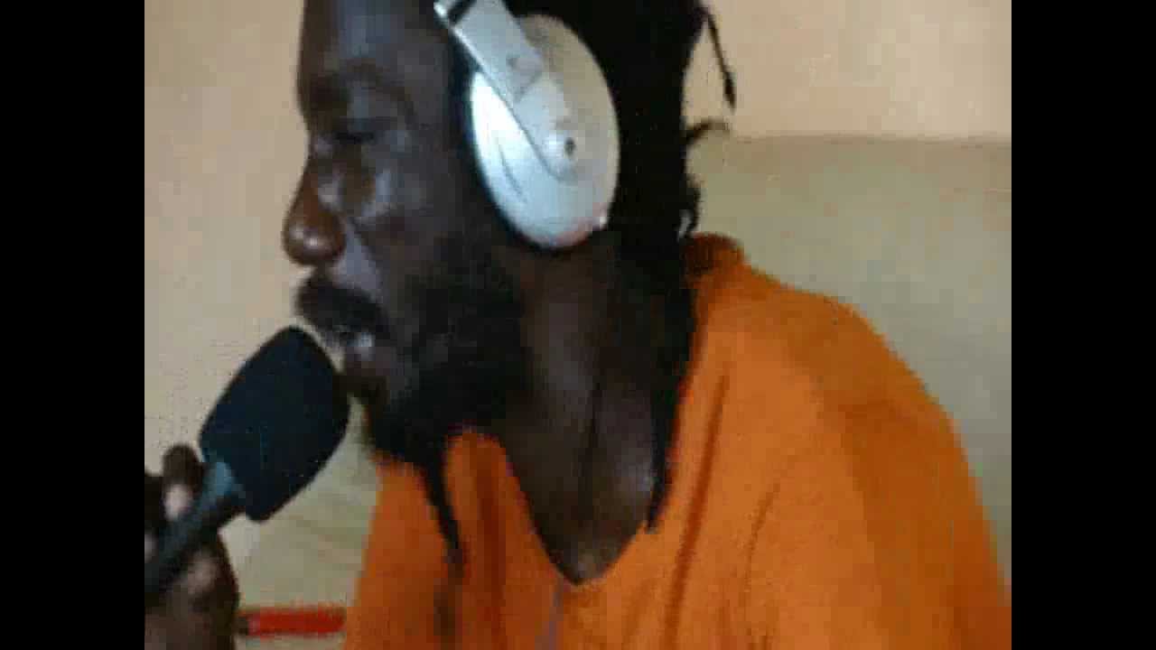 SIZZLA BASSLINE DUBPLATE  SESSION JAMAICA 2009