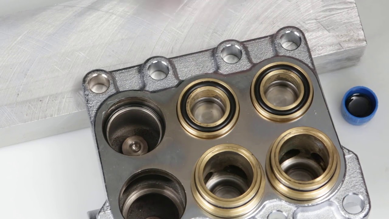 How to Service the Valves in Cat 25 Frame 25PFR Series Plunger Pumps