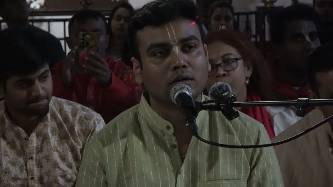 Hare Krishna Kirtan  /  Iskcon Toronto Canada 🇨🇦 &hearts;️