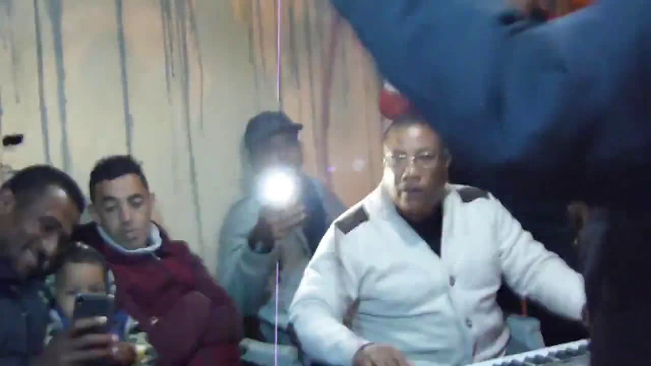 شاب فريد المليك مع بشير السردوك ورياض
