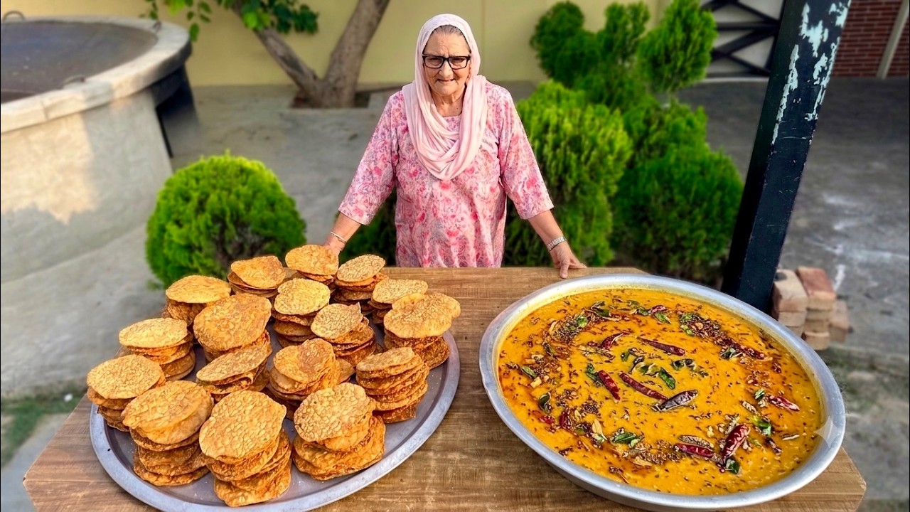 Dal Pakwan Prepared By Granny | सिंधी पकवान दाल |Dal Sandwich | Veg Village Food