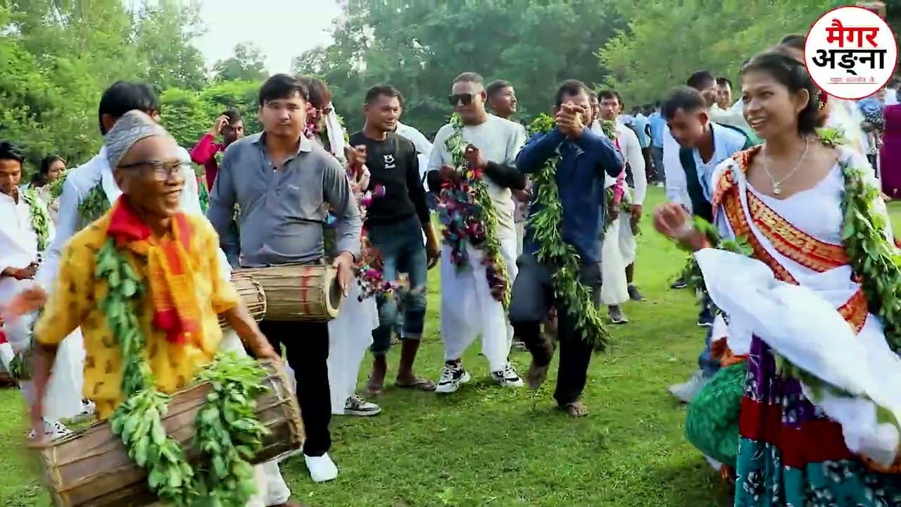 थारु दशैँहा हुरढुङ्गवा नाच | मजा लाग्टिक थारु नाच व  सस्कृति