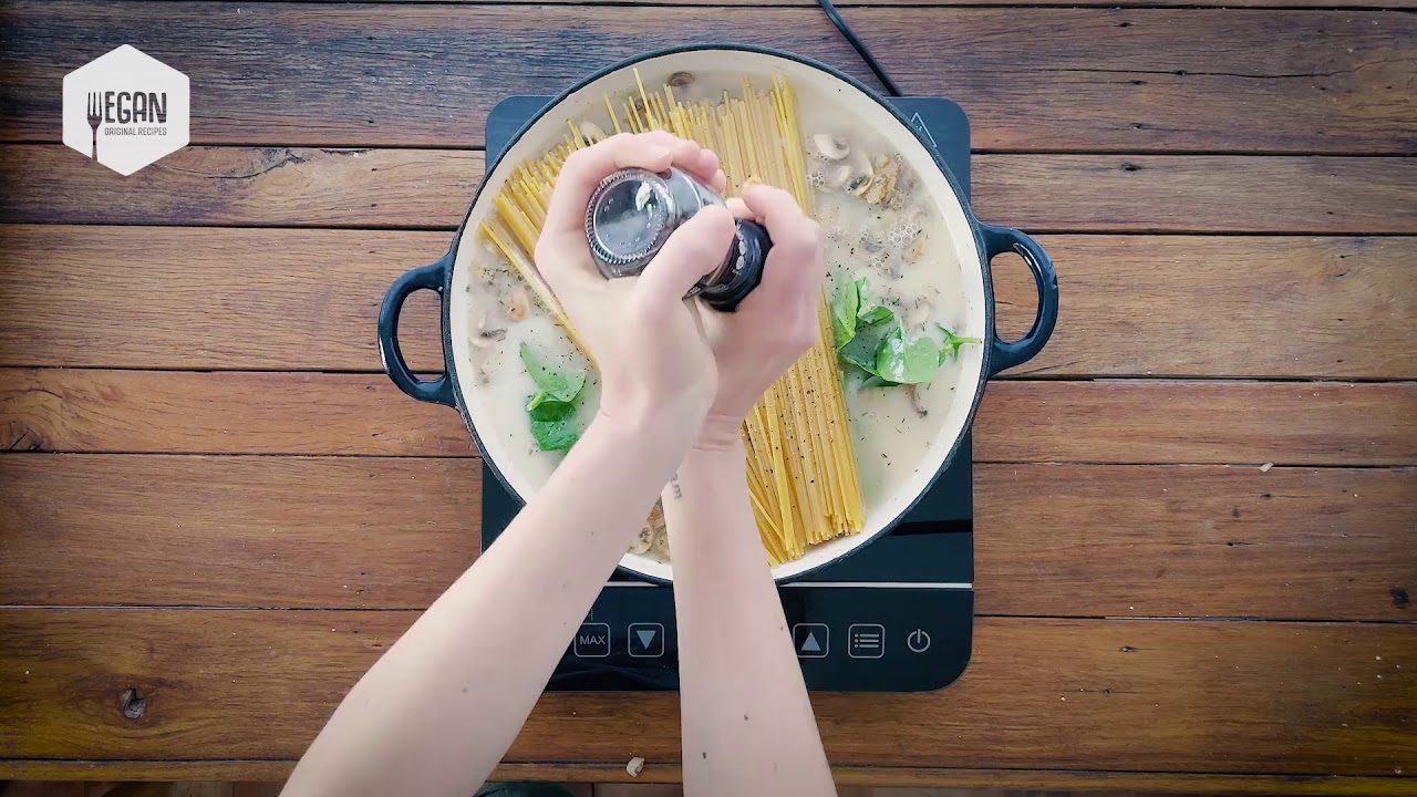 Kermainen sienispagetti
