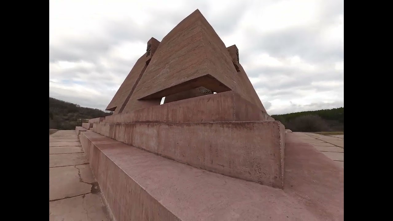 The Bulgarian Red Parthenon and the worst road in Bulgaria?