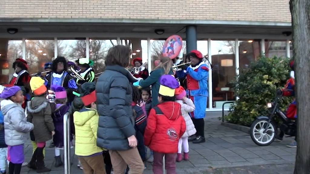 ZwartePietenBende - Oh Oh Heejo - Scholen Den Haag - 4-12-2015