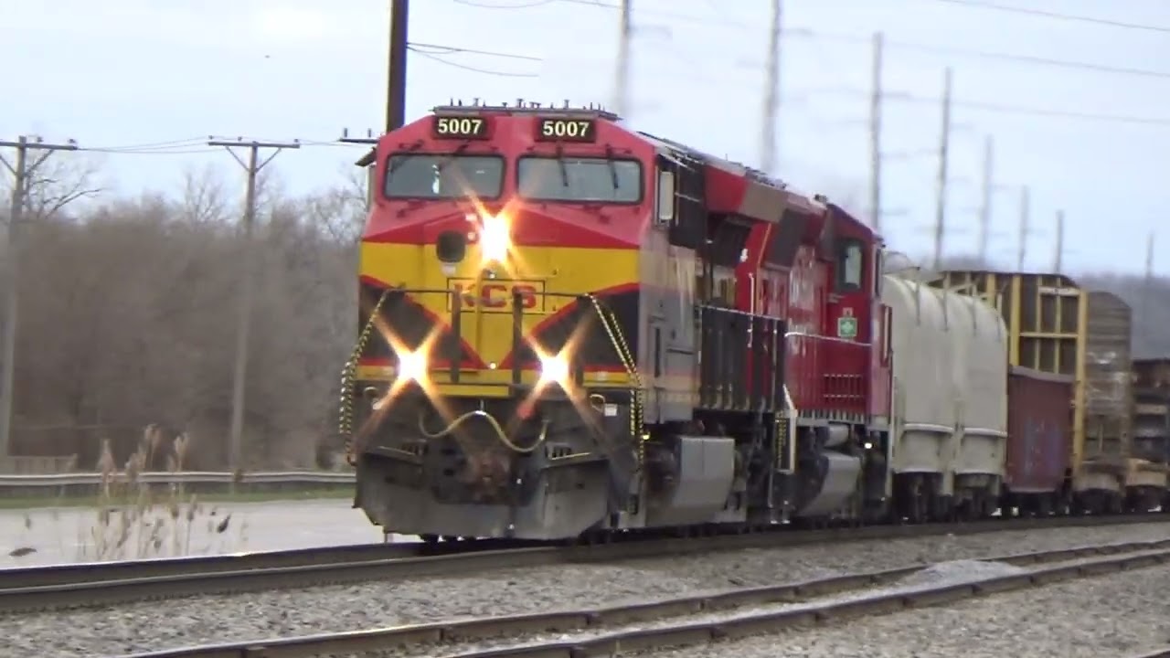 CPKC K71 plus 250 and 261 working in the yard March 17, 2024