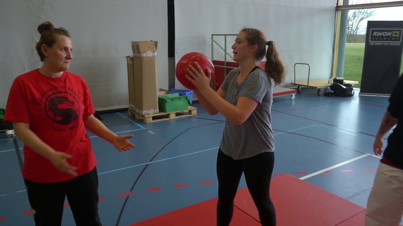 KWON ACADEMY - Kreative Aufwärmübungen für den Kampfsportunterricht (Dominik Junge)