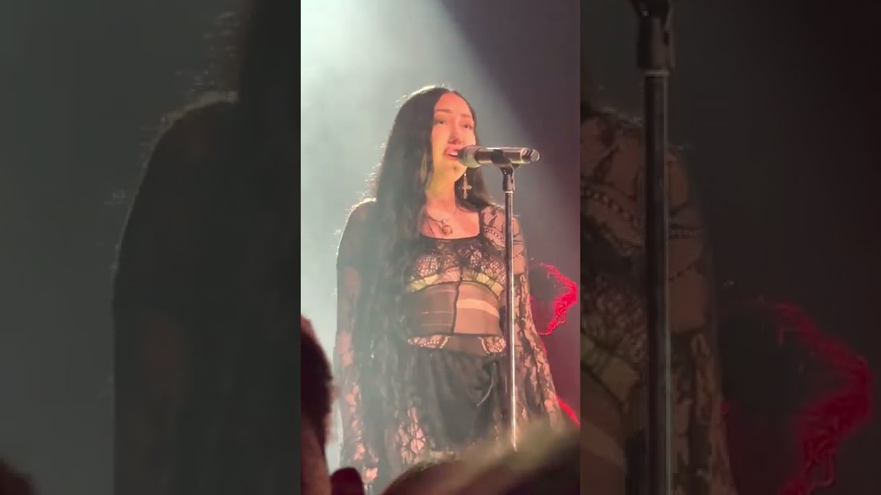 Noah Cyrus - My Side of the Bed - Brooklyn Steel 10/19/22