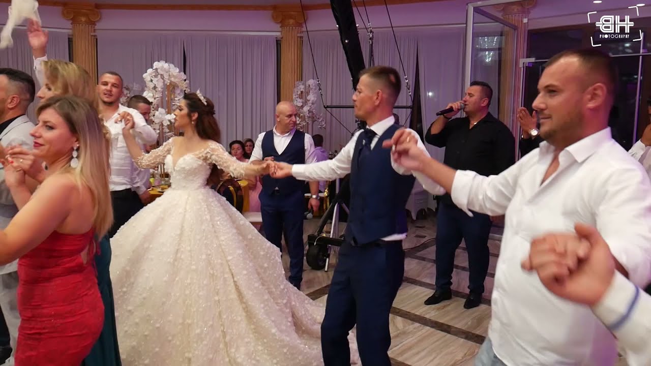 Vojsava Alia, Marjol Rrapaj & Coli - Shoqeria e Arbrit ne valle