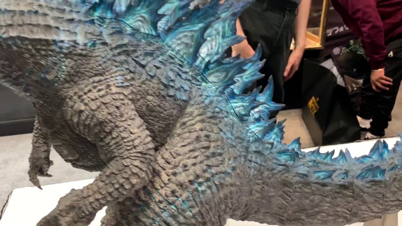 #NYCC X-PLUS GIGANTIC SERIES GODZILLA 2019!