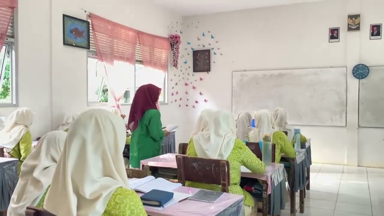 Video pembelajaran bahasa Indonesia pada kelas  11 Di Man 1 Mandailing Natal