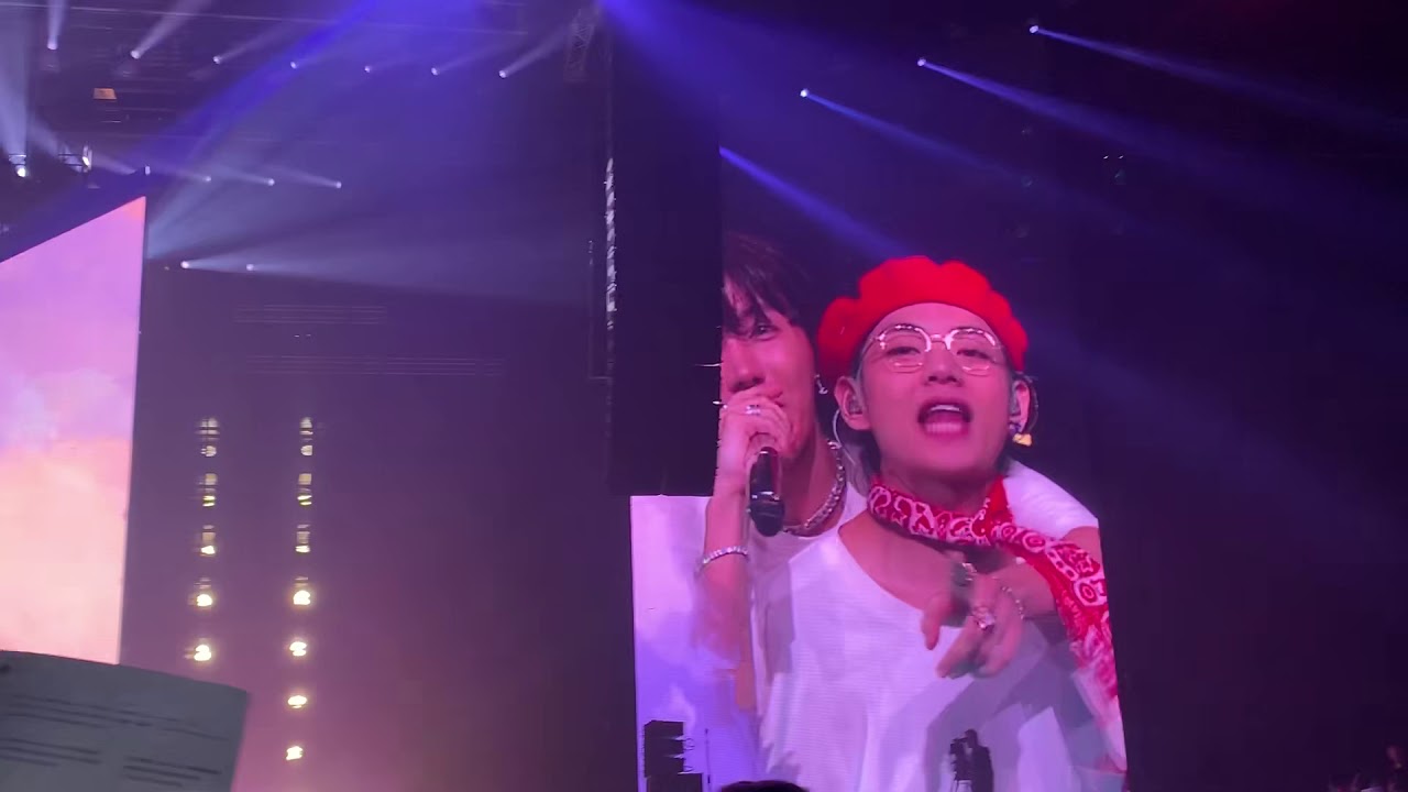 BTS WORLD TOUR LOVE YOURSELF HONG KONG 200319 - ANSWER: LOVE MYSELF FANCAM