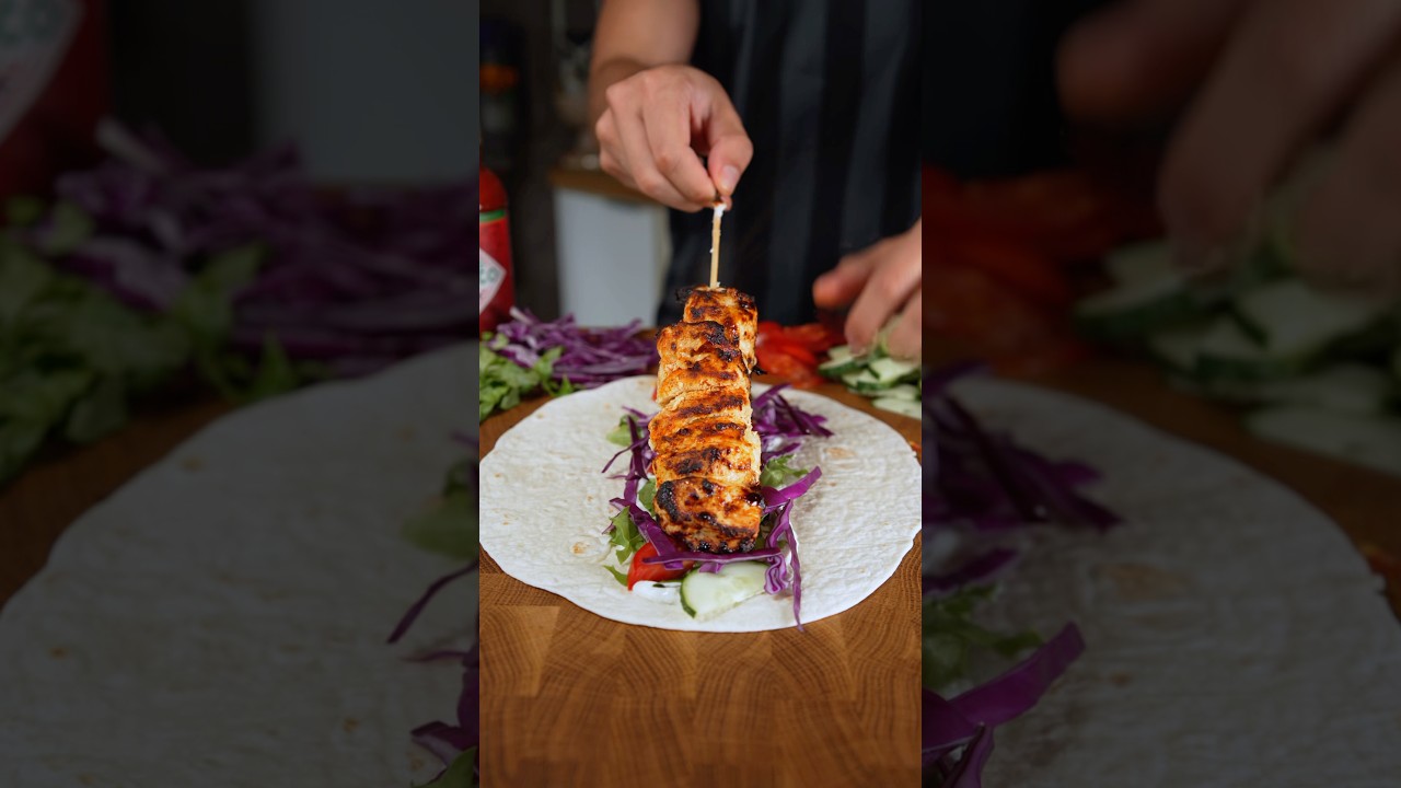 Fitbroidien kanakebab wrap 🌯 #fitbroidit #resepti #ruokavideo