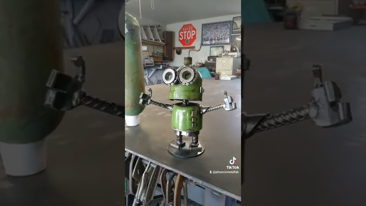oxygen bottle into robot... #robot #metalart #welder #metalartist  #sculpture   #upcycle #welding