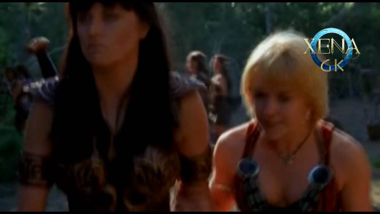 Xena and Gabrielle   Bleeding love