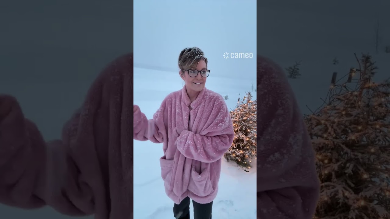 Sarah Palin sends a Greeting to the Palm Coast Conservative Women's Club!