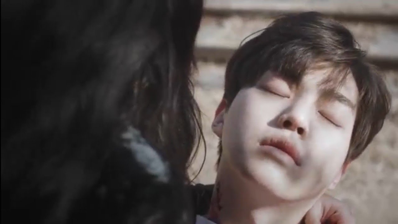 Sick male scene k-drama. Song Kang. Beautiful Vampire.