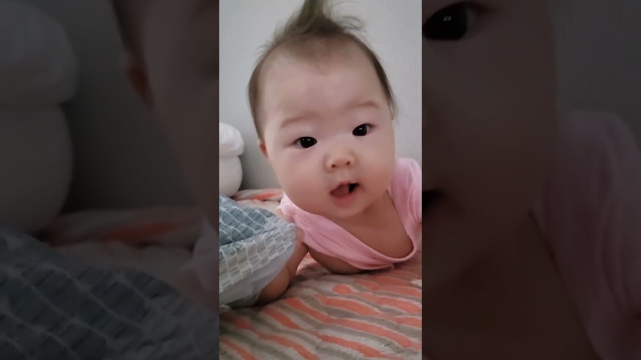 엄마 자라고 그림자보고 노는 효녀 늦둥이 딸