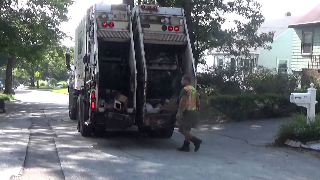 J.R.M. Hauling and Recycling 207 - Mack GU813 Heil Formula 40/60 split rear loader.