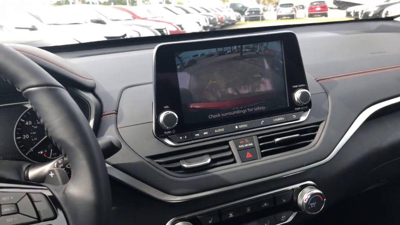 2019 Nissan Altima SR interior demonstration and how to.