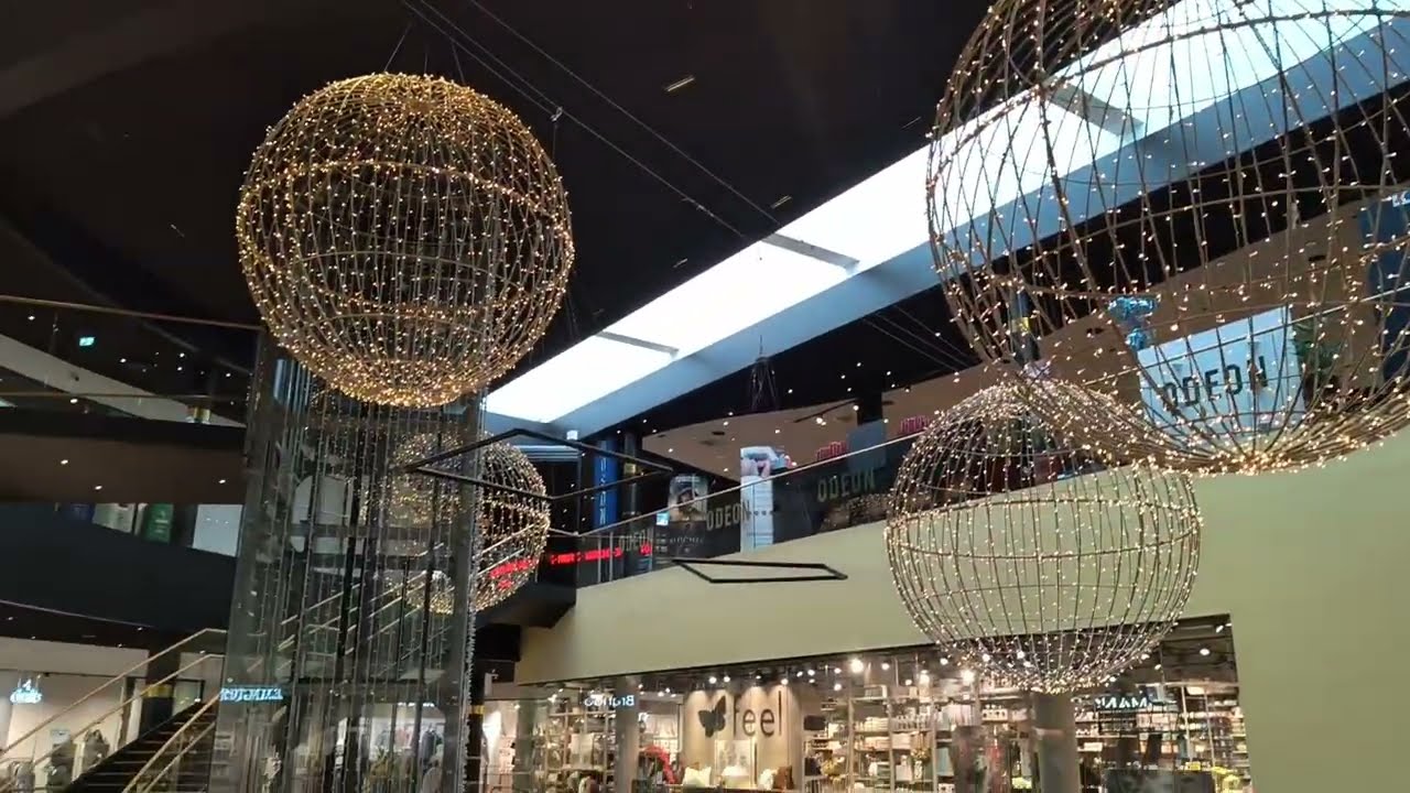 Amfi Moa in &Aring;lesund is one of the largest shopping centers in Norway.