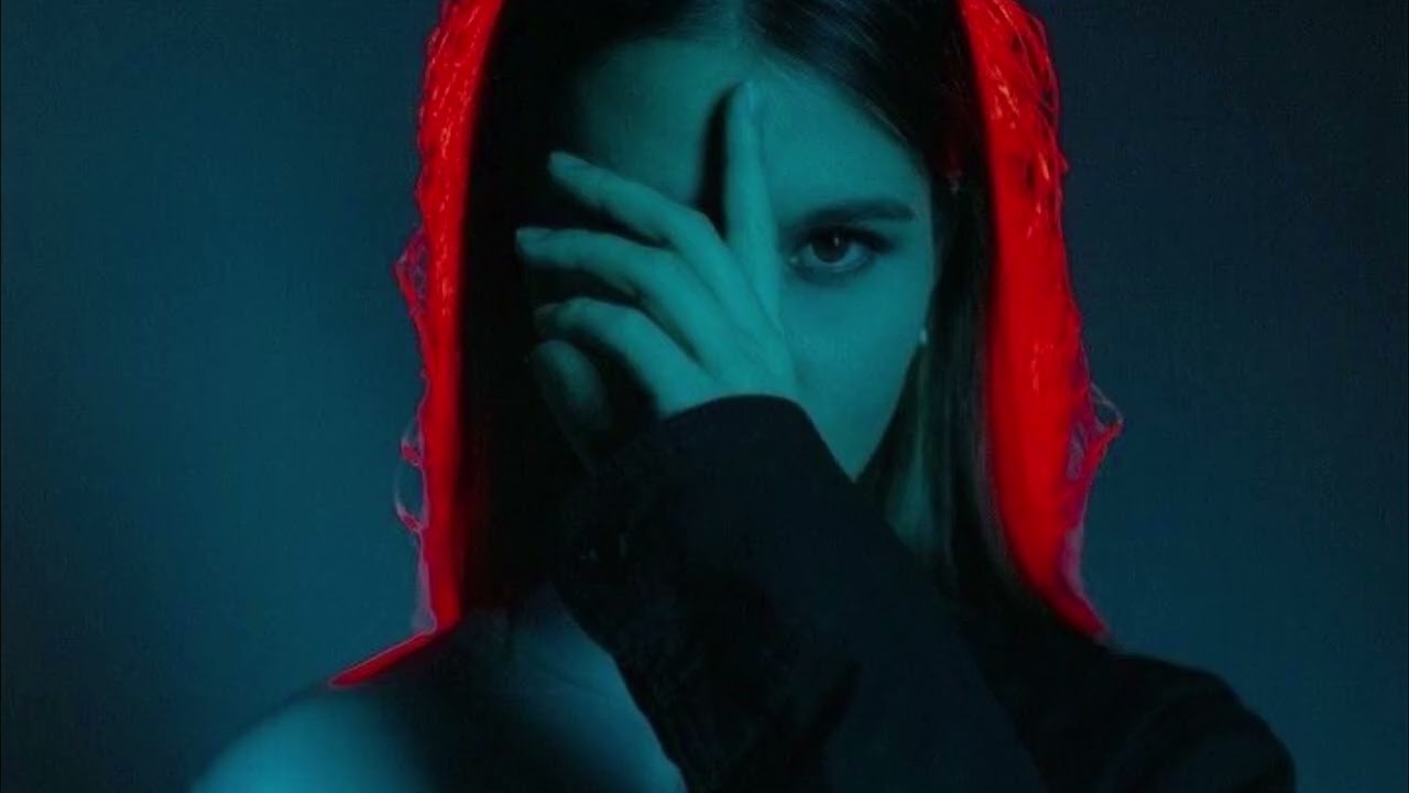Kamro - Indilla Engima  [Official Music Video]