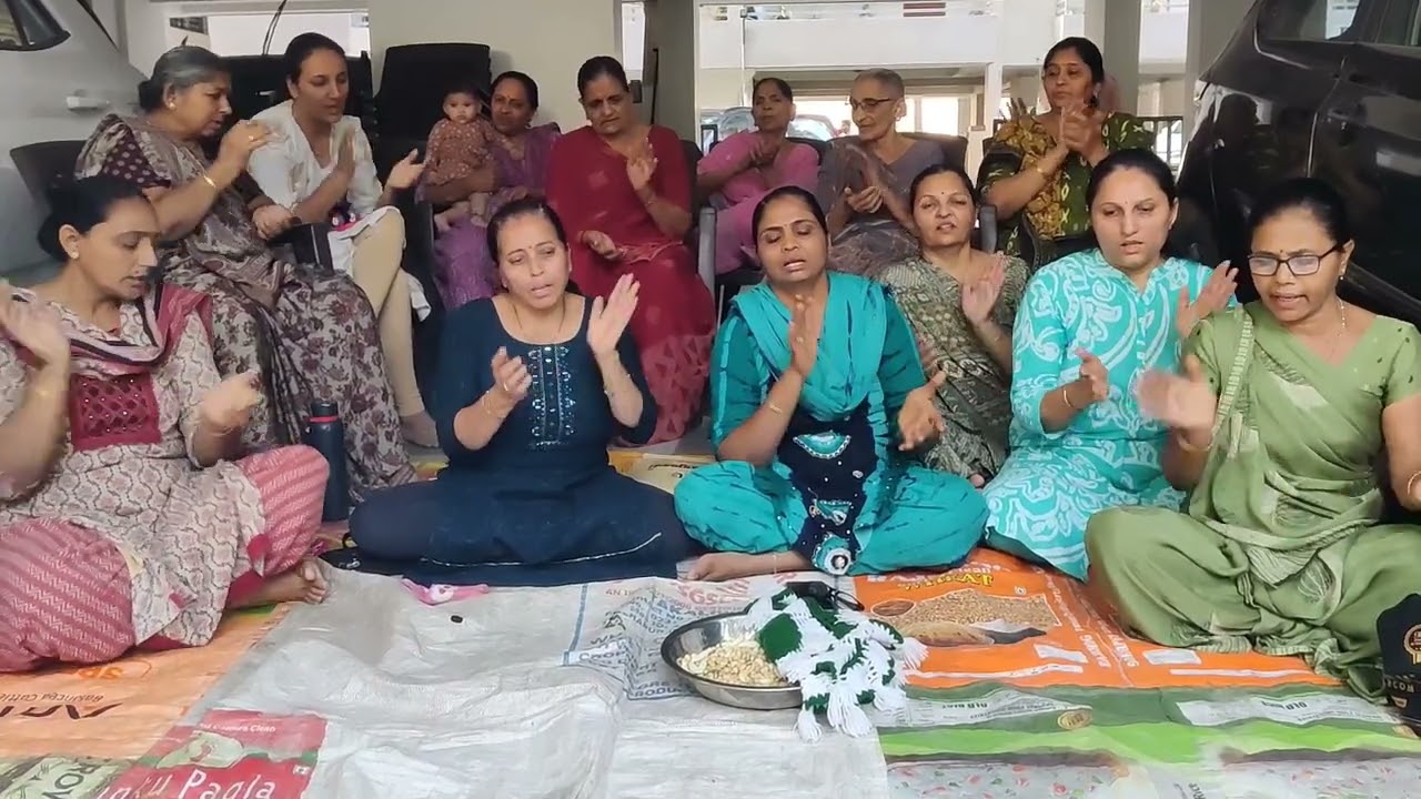 થાળ 🙏 ઓ મારાં વાલા ક્યાં જમી આવ્યા થાળ જો 🙏 લખેલું છે 👇