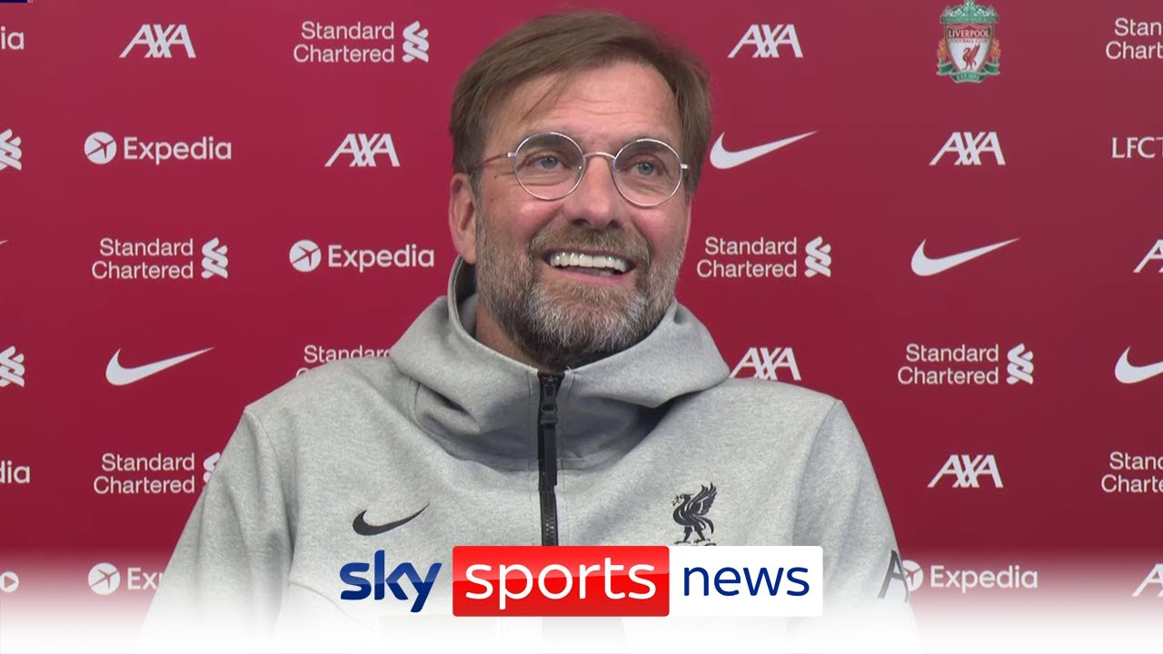 Jurgen Klopp gives a lesson in respect when asked about Sadio Mane's handshake snub