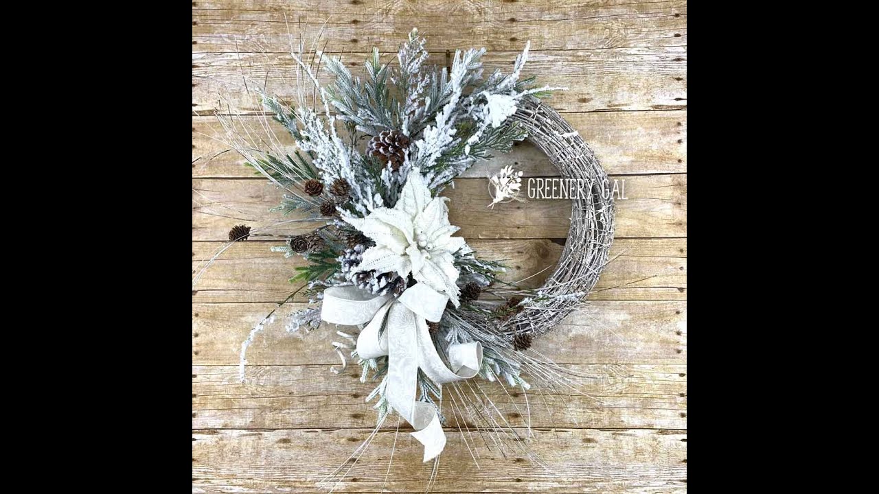 Designing a simple and elegant winter wreath