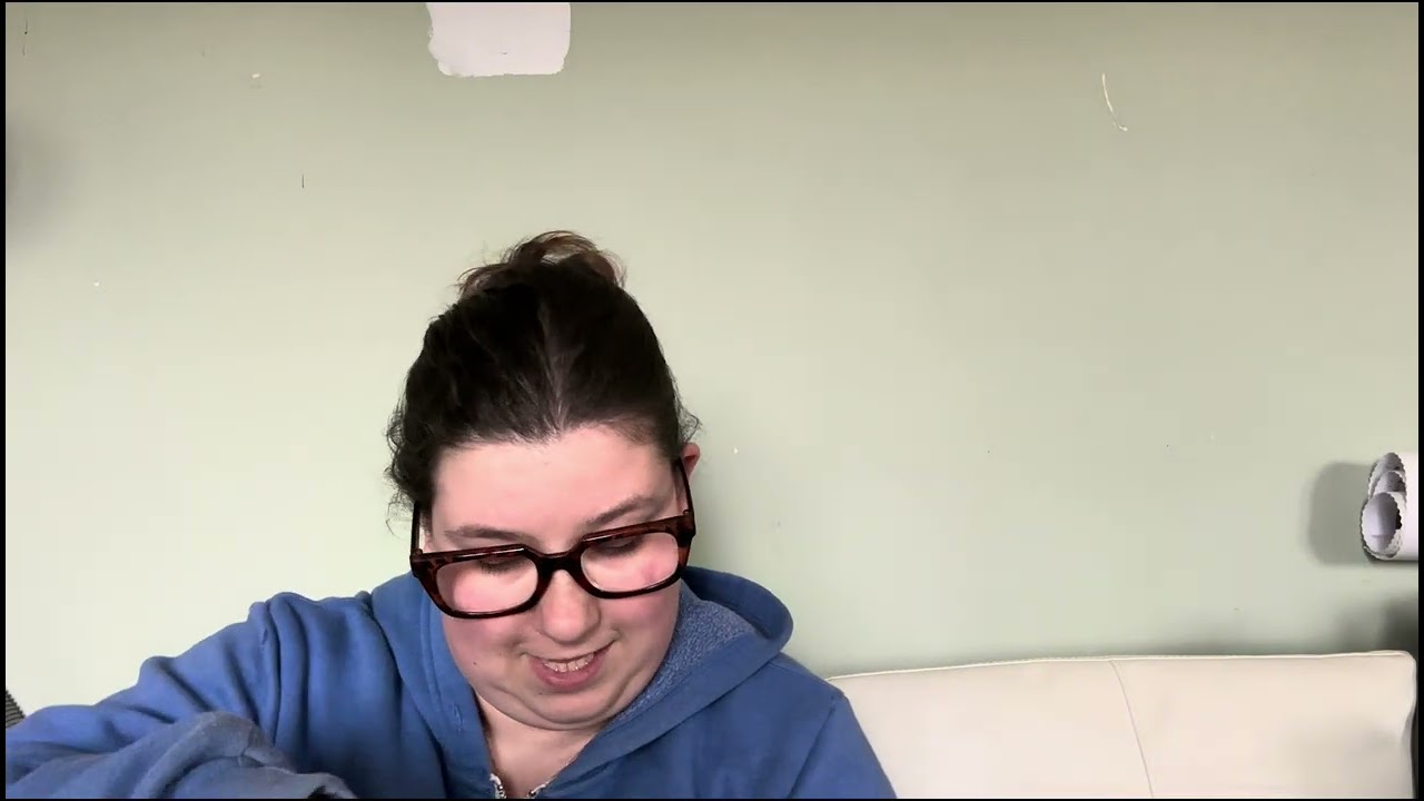 Unboxing Earthglow Candles and Wax Melts 