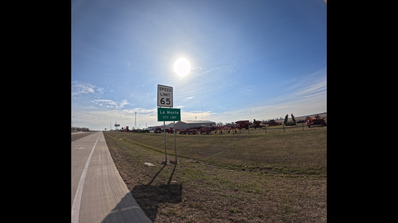 La Monte, Missouri [Just passing through]