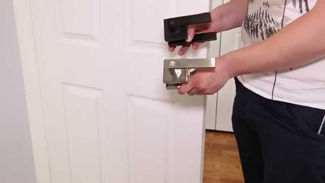 Toronto Modern Door Handles by RenovationOutlet
