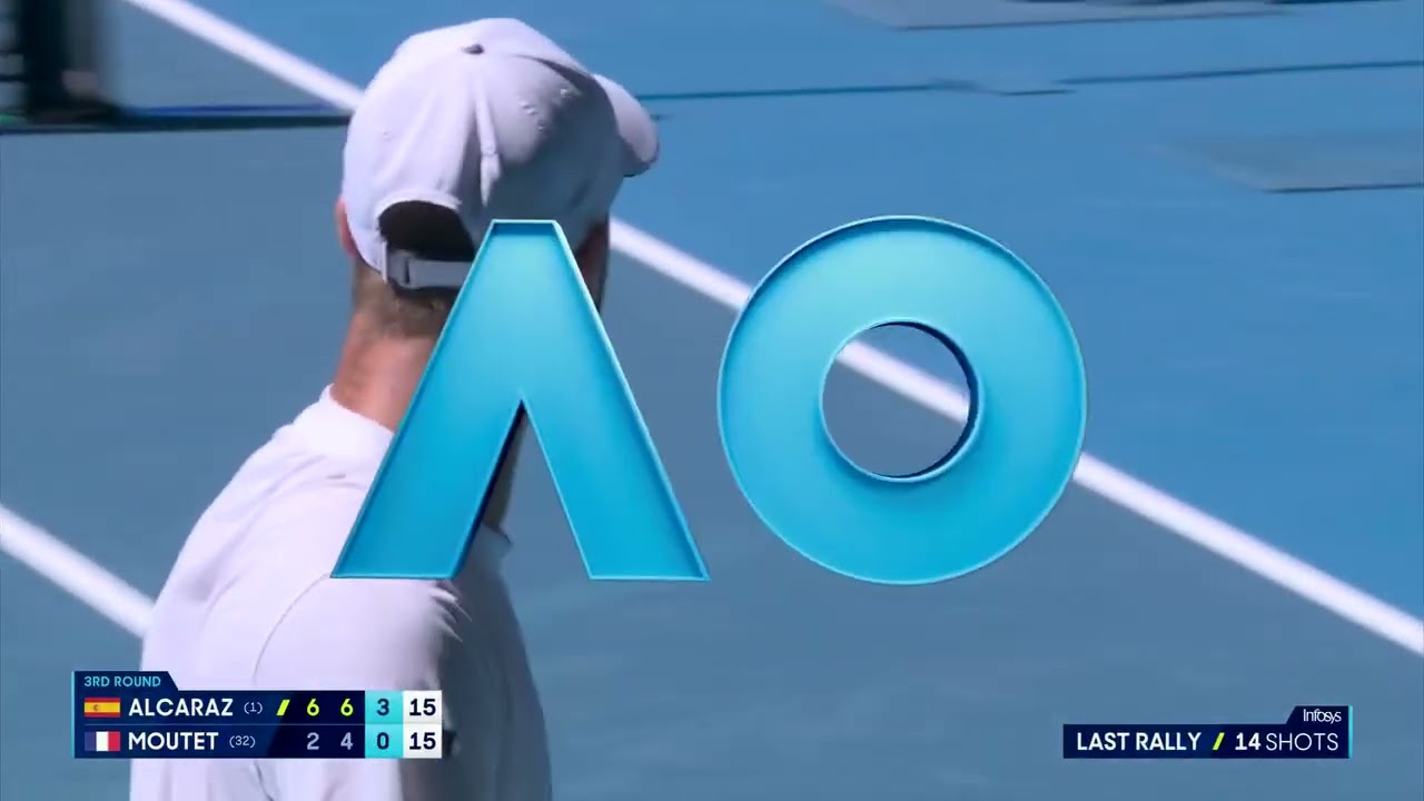 #carlosalcaraz  #omg #unbelievable  and Corentin Moutet epic rally at #australianopen #grandslam