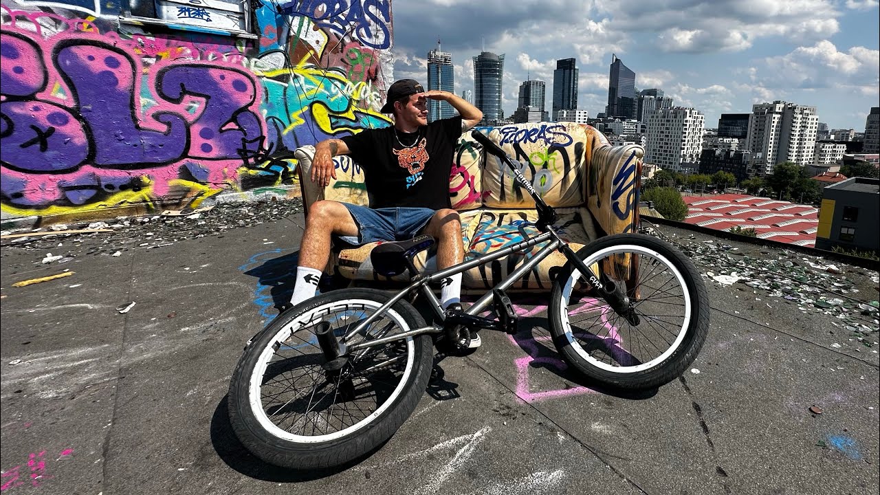 Jeździmy BMX'em na dachu opuszczonego budynku ?!
