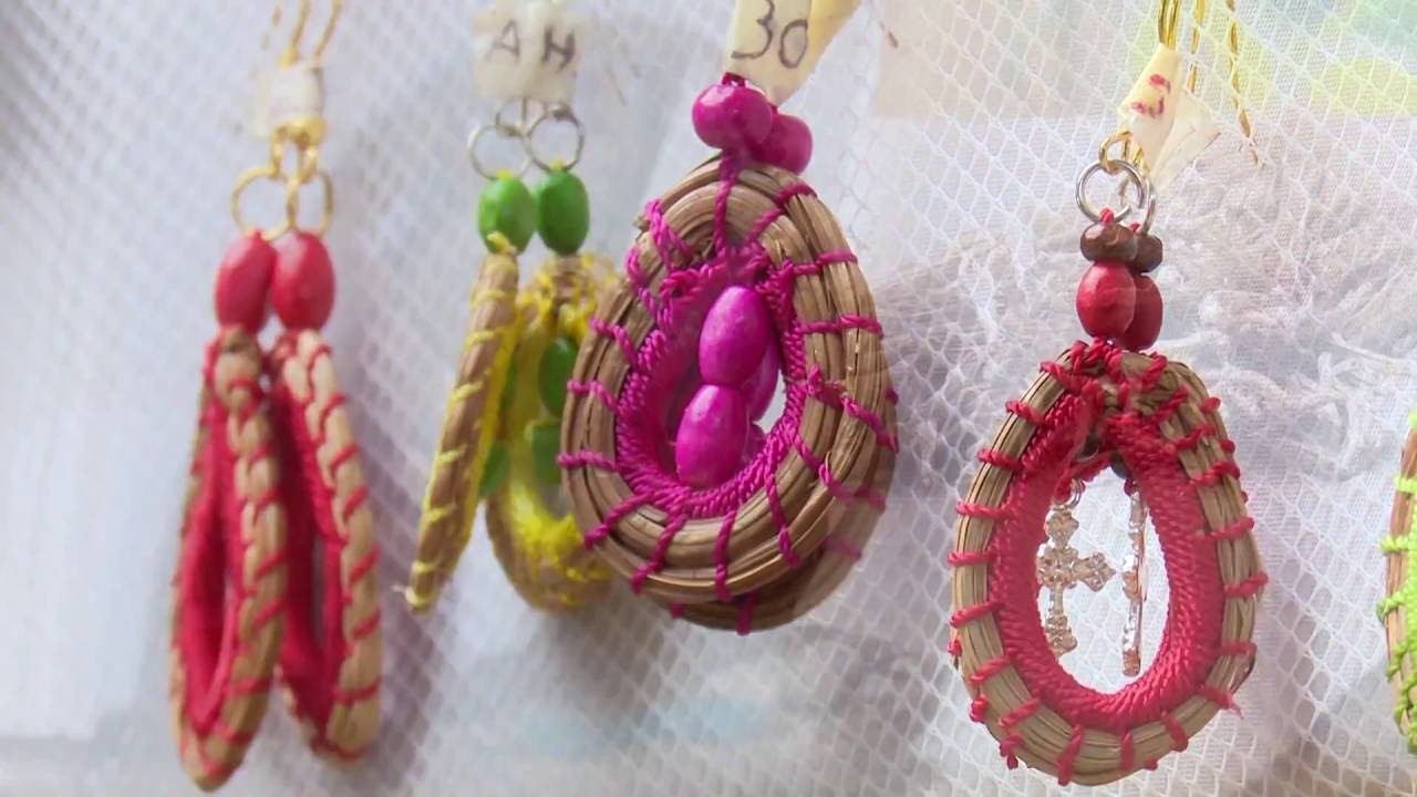Artesanías con árbol de ocote