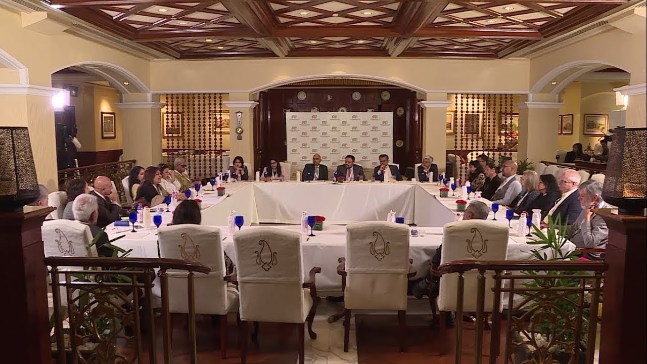 Breakfast Roundtable: Failure as a step forward in the learning process