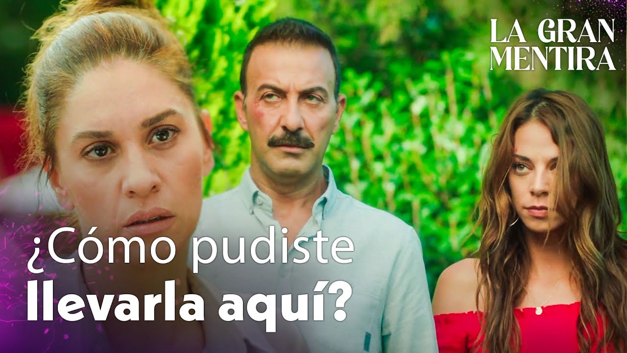 Ahmet llevó a Sude a la cena familiar 😱💥- La Gran Mentira | Koca Koca Yalanlar