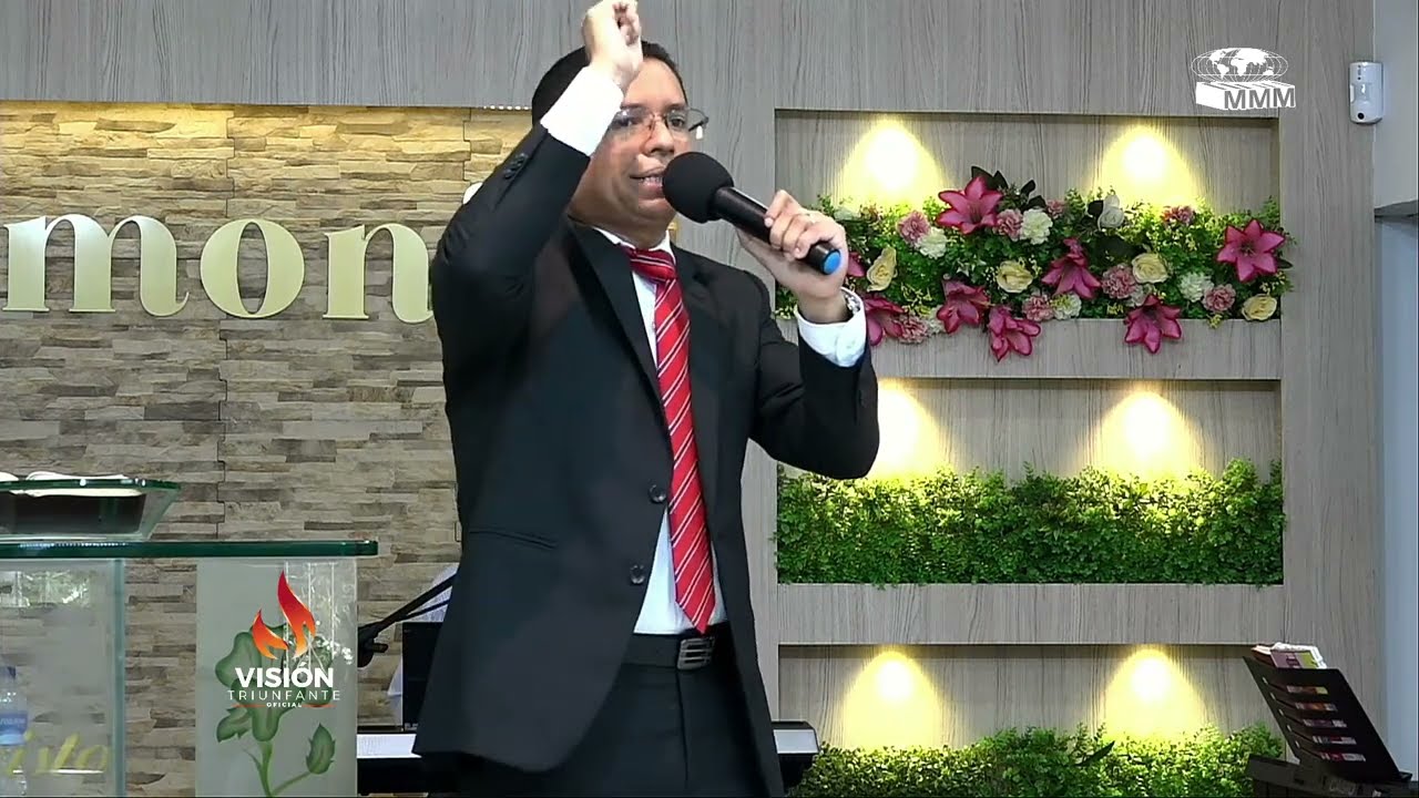 Todavía tengo el manto./ Pastor Carlos Rodelo.
