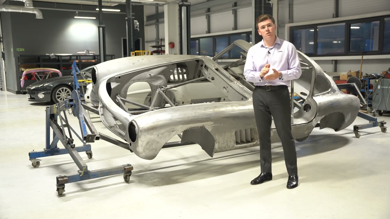 Restoring a classic Mercedes-Benz 300SL Gullwing | Part 4