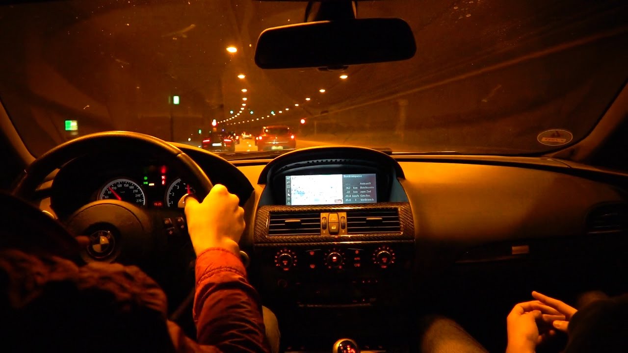 Tunnel Run in BMW M6 V10 with Supercars - Brutal Sounds