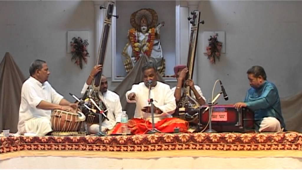ustad kale ram ji(tabla) and pt.vanktesh kumar ji