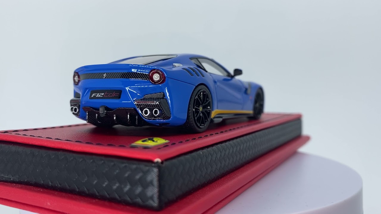 Ferrari F12 TDF 1:43 MR Collection Azzurro Dino