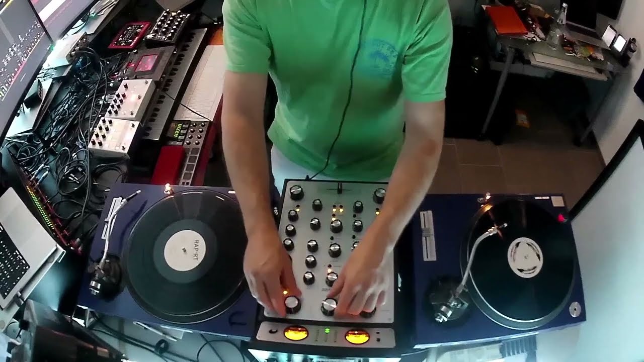 Omnitronic TRM-222 Rotary Mixer Vinyl Set I Dj Mix with Korg KaossPad KP3+ Technics 1210 MK2