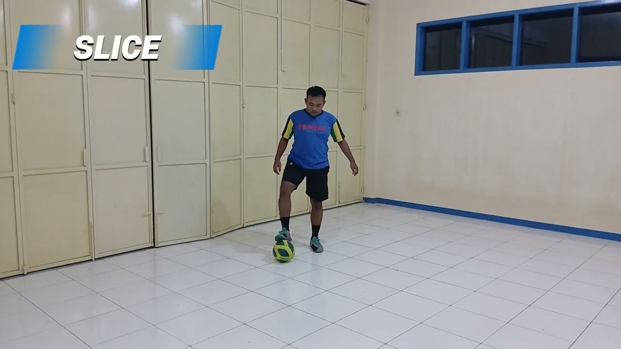 TUGAS MK PEMBELAJARAN FUTSAL M.RAVY MUKTAFHY A.232191264