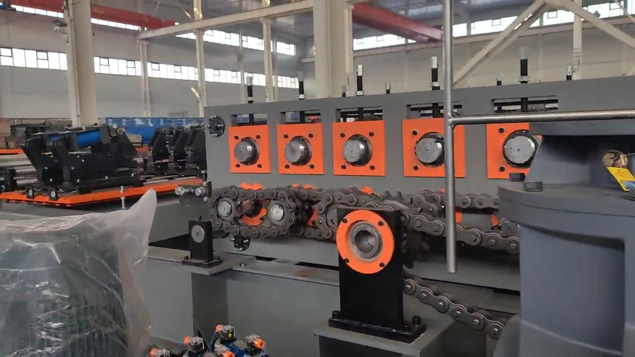 Super large CZ purlin roll forming machine