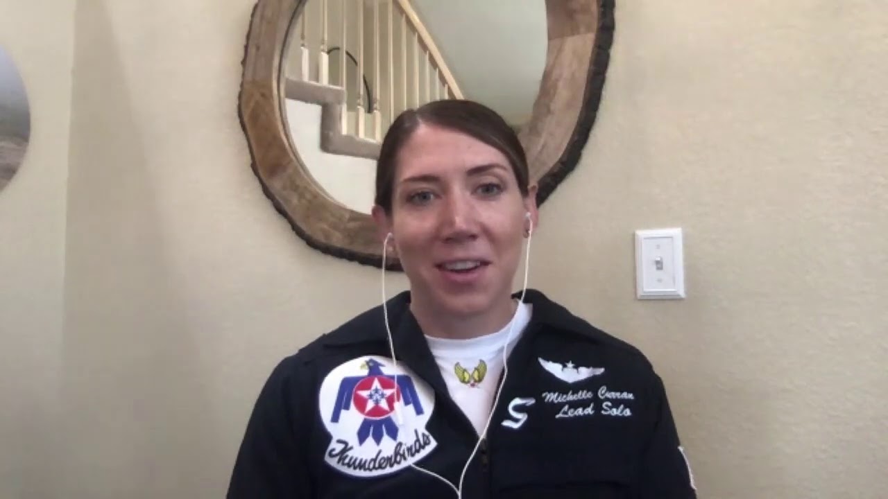 GIAD20 Major Michelle Curran, female left-wing solo pilot for the U.S. Air Force Thunderbirds