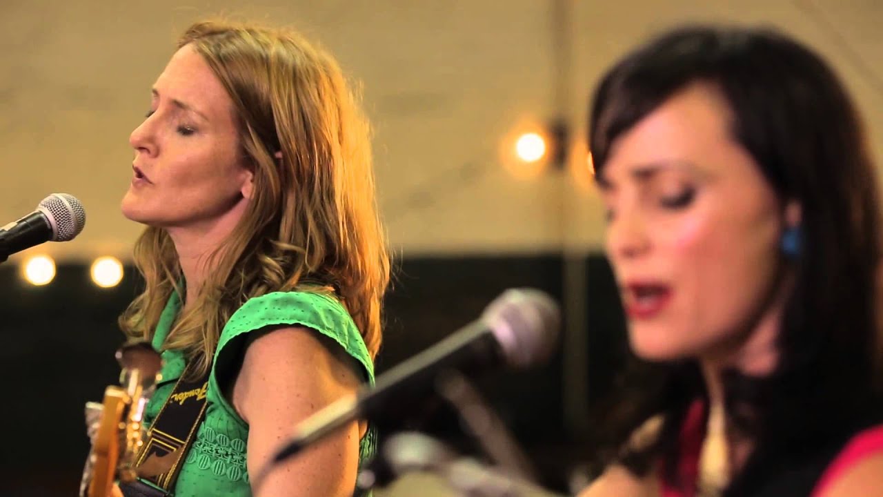 Red Molly - Willow Tree (Live @ Rhythm & Roots 2013)