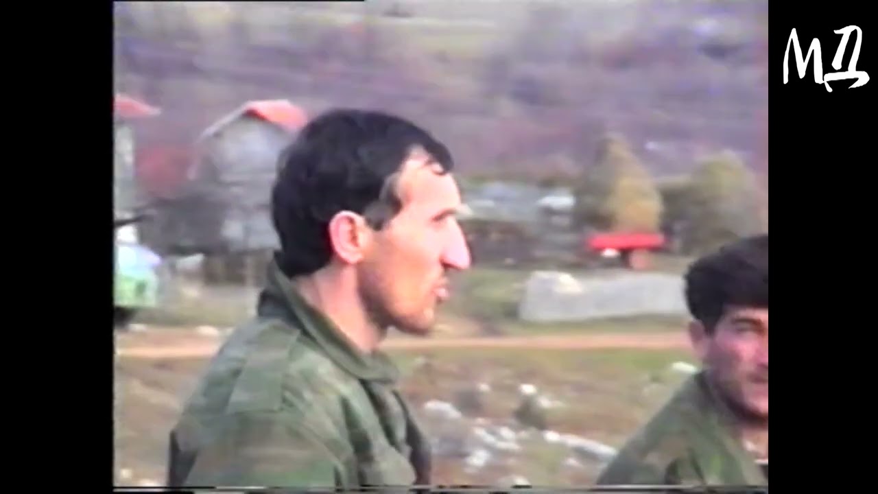 Специјалци из одреда Шековићи одлазе на терен изнад Шековића март 1994. године#републикасрпска