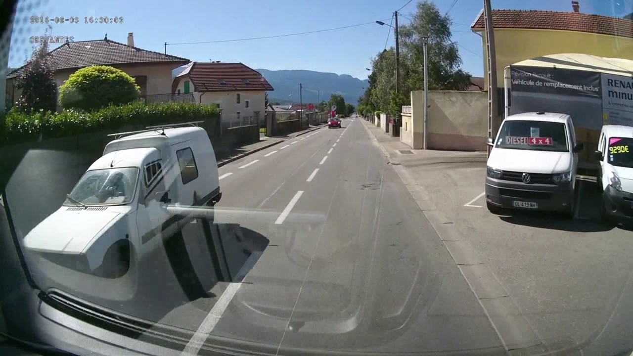 Approach to Faverges aire, Eastern France. 03.08.16 (N45°44’58·6’’ E006°17’10·1’’)